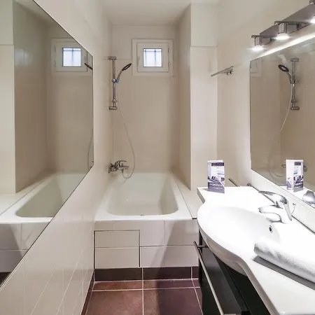 Apartment De La Tour - Welkeys Paris